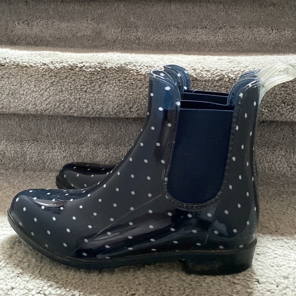 Ankle height rain boots - Sz 7 - Picture 5 of 6